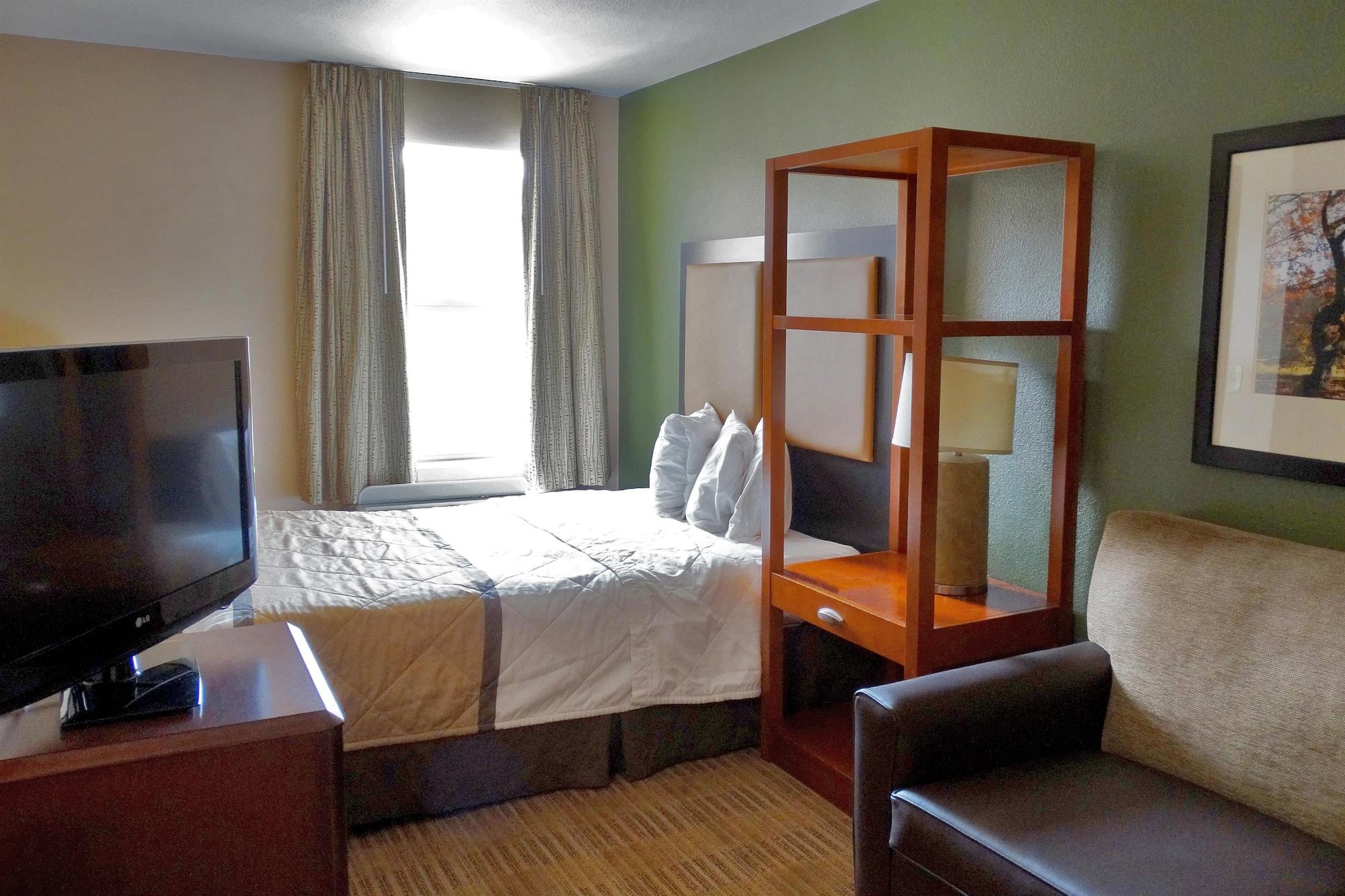 เอ็กซ์เทนด์ สเตย์ อเมริกา เมมฟิส วูล์ฟเชส แกลเลอเรีย Hotel ภายนอก รูปภาพ