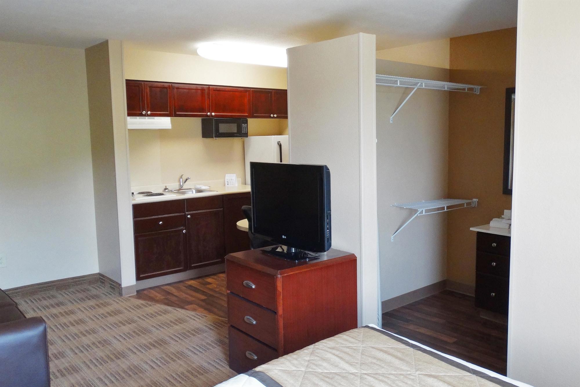 เอ็กซ์เทนด์ สเตย์ อเมริกา เมมฟิส วูล์ฟเชส แกลเลอเรีย Hotel ภายนอก รูปภาพ