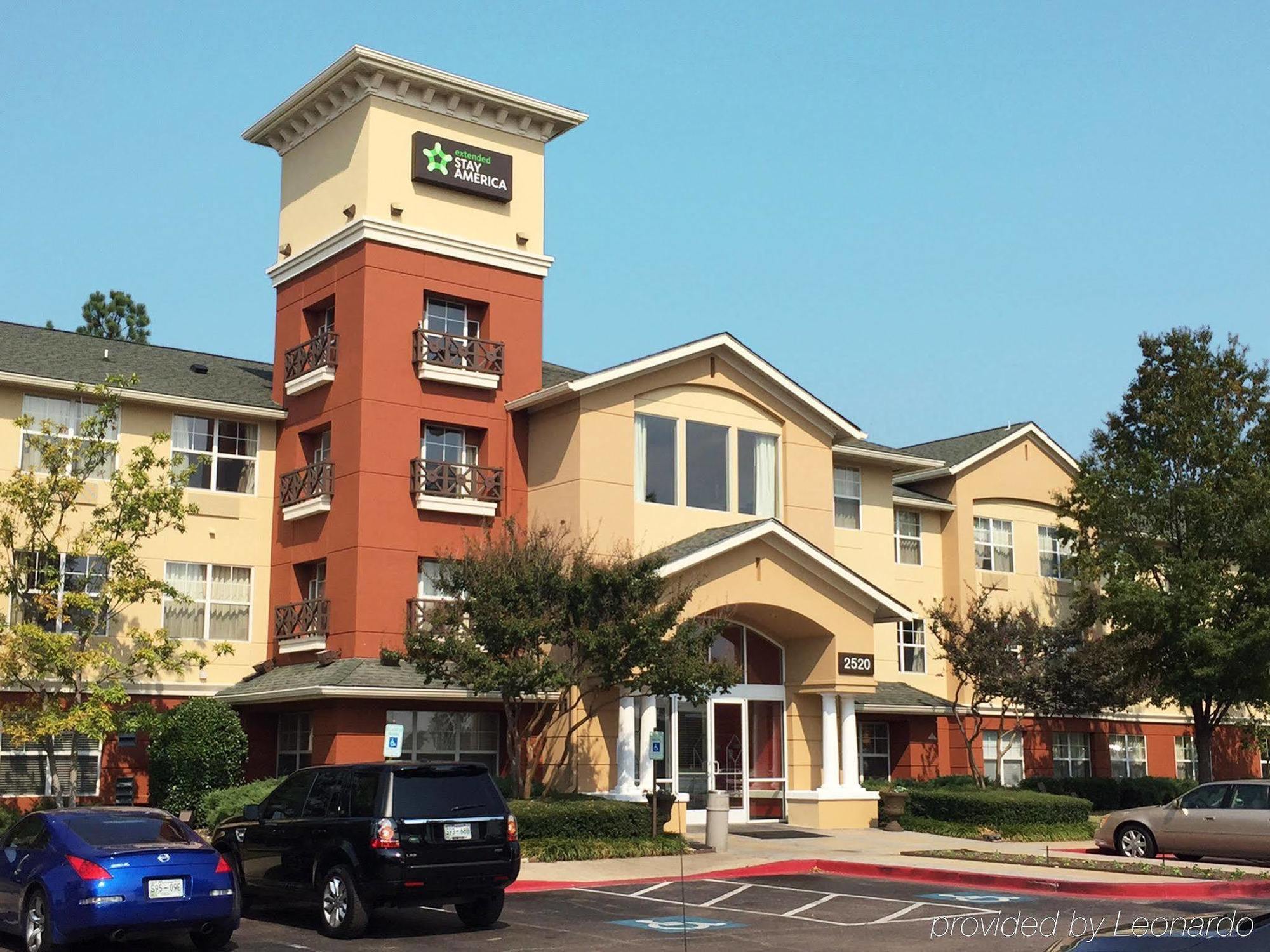 เอ็กซ์เทนด์ สเตย์ อเมริกา เมมฟิส วูล์ฟเชส แกลเลอเรีย Hotel ภายนอก รูปภาพ